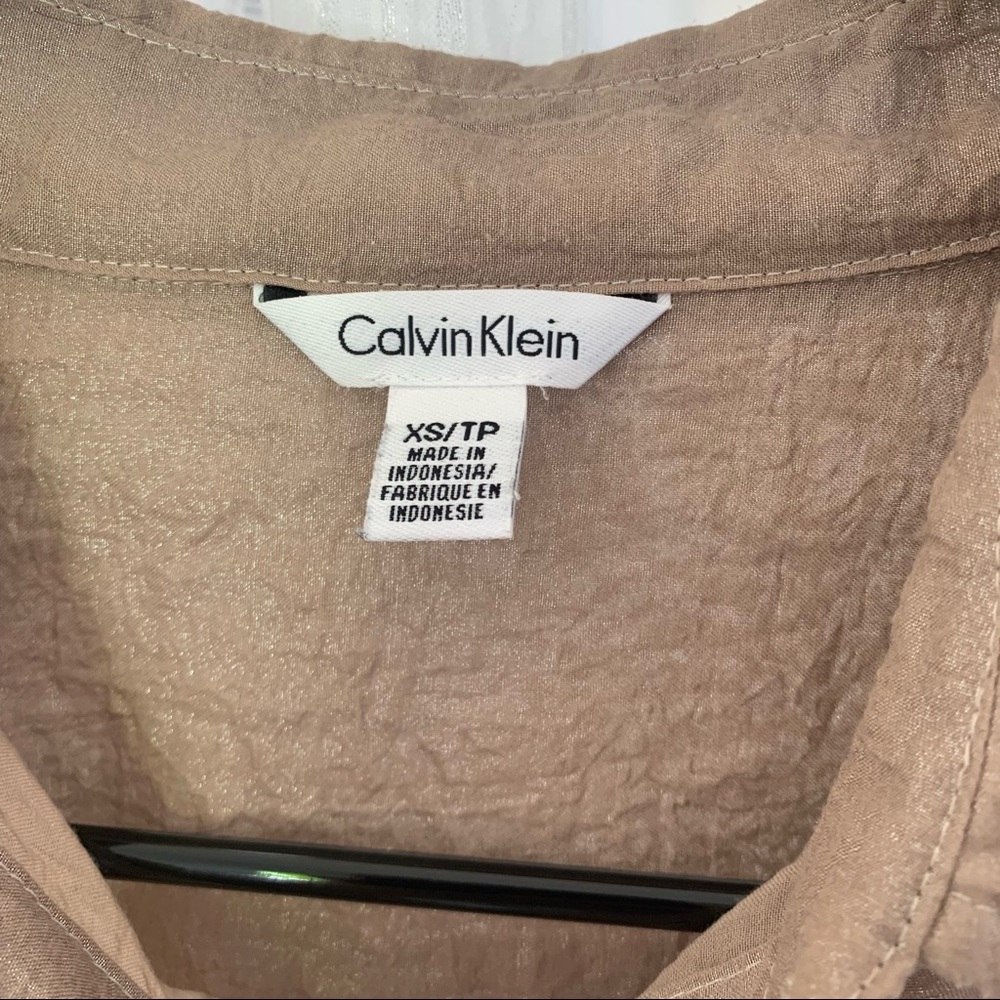 Calvin Klein Ribbed Button down in Gold - Picture 3 of 6
